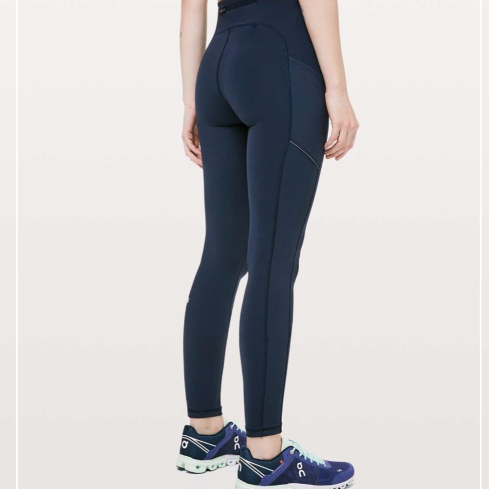 Lululemon speed up size 8 25’’ true navy